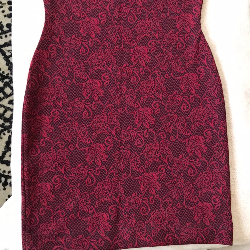 Dress - Picture 3 of 5